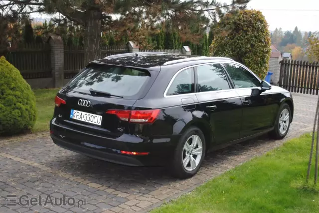 AUDI A4 Avant S tronic