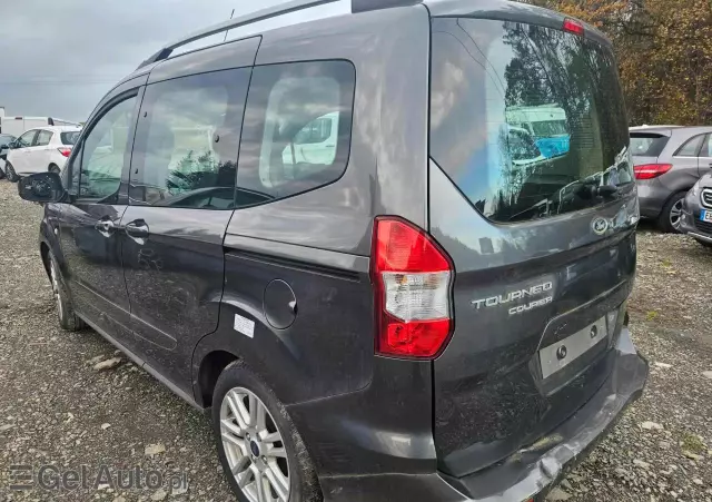 FORD Tourneo Courier 