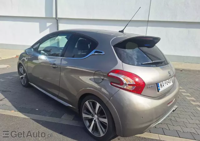 PEUGEOT 208 Allure