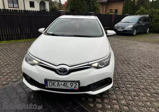 TOYOTA Auris Comfort