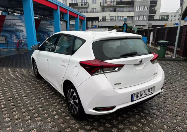 TOYOTA Auris Comfort