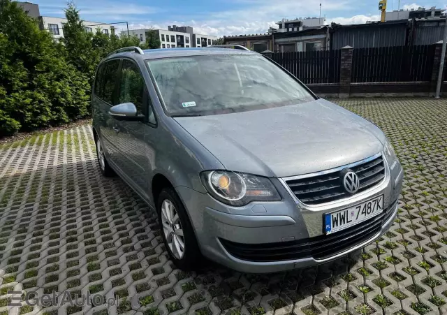 VOLKSWAGEN Touran Comfortline DSG