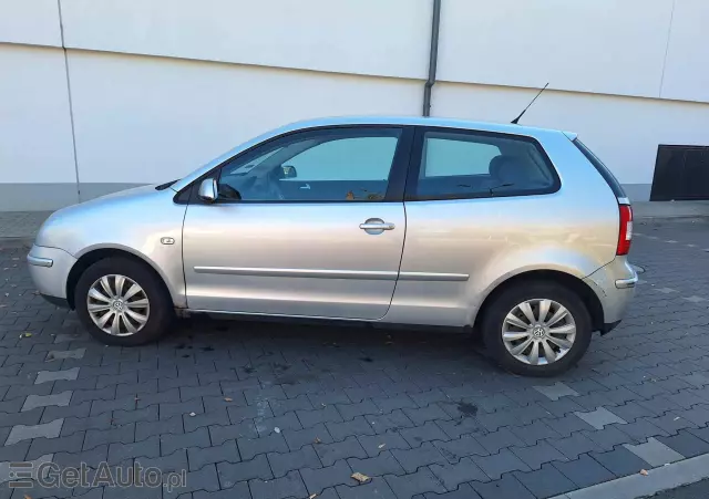 VOLKSWAGEN Polo Basis