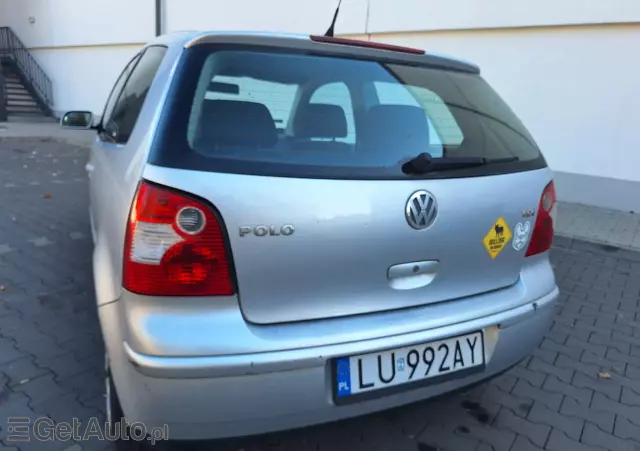 VOLKSWAGEN Polo Basis