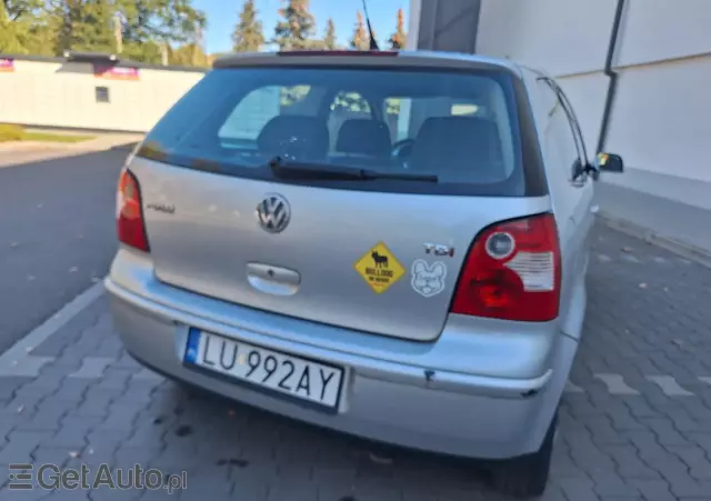 VOLKSWAGEN Polo Basis