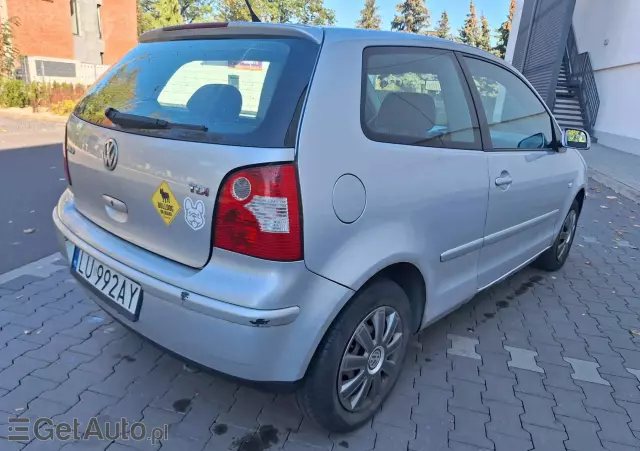 VOLKSWAGEN Polo Basis