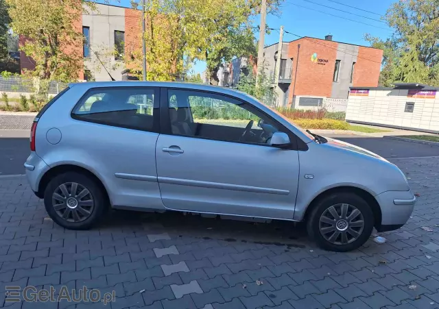 VOLKSWAGEN Polo Basis