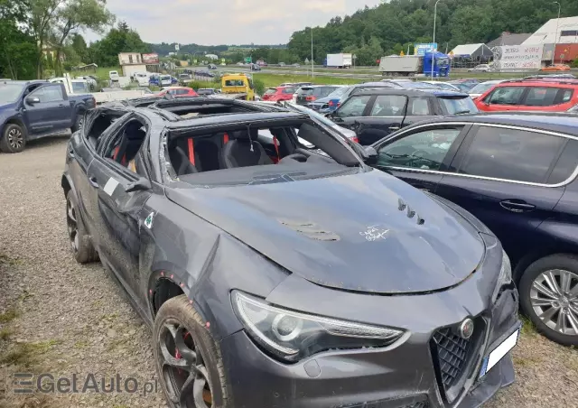 ALFA ROMEO Stelvio  2.9 V6 Bi-Turbo Quadrifoglio Q4