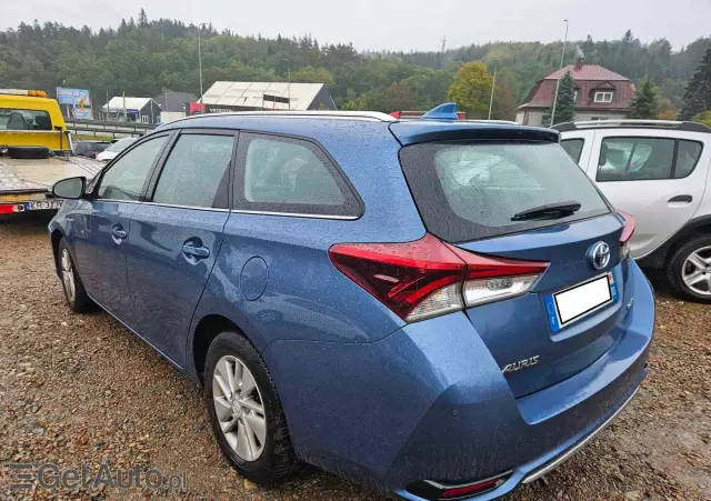 TOYOTA Auris 1.8 VVT-i Hybrid Automatik Touring Sports Executive