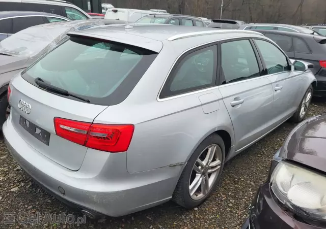 AUDI A6 Avant S tronic