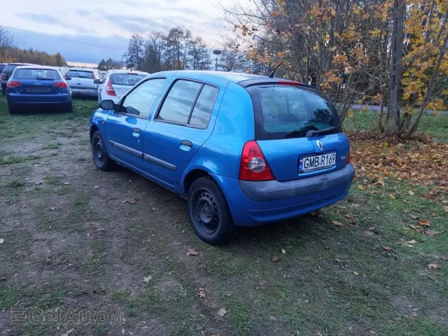 RENAULT Clio 