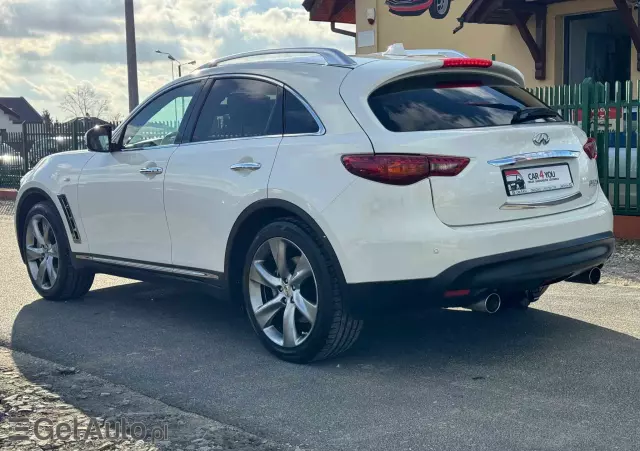 INFINITI FX30  AWD S