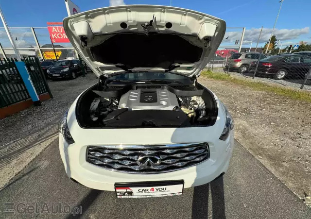 INFINITI FX30  AWD S