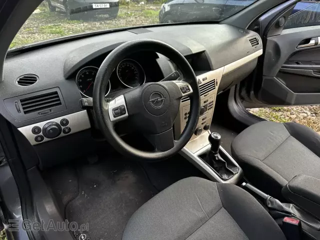 OPEL Astra Essentia