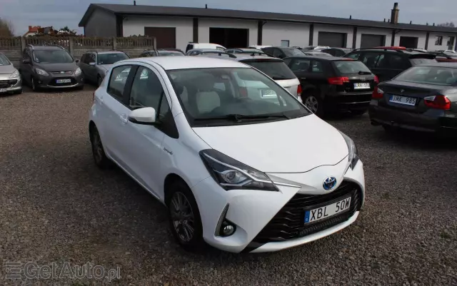 TOYOTA Yaris Hybrid 1.5 VVT-i Business Edition