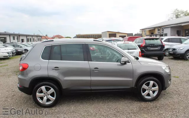 VOLKSWAGEN Tiguan Sport & Style 4 Mot