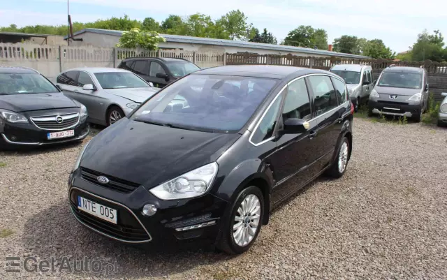 FORD S-Max Titanium