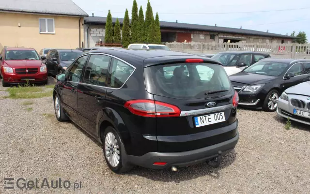 FORD S-Max Titanium