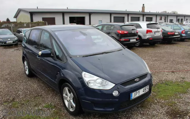 FORD S-Max Titanium