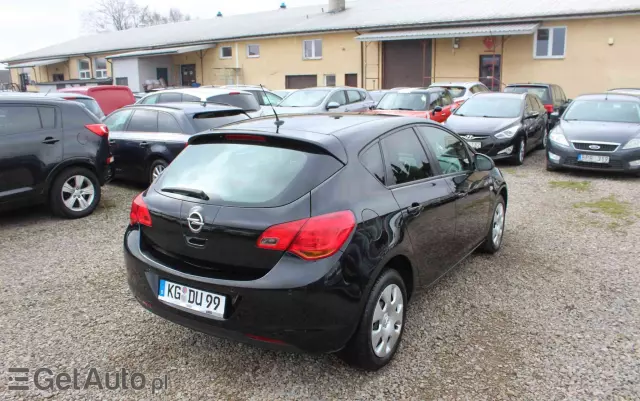 OPEL Astra Design Edition