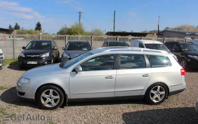 VOLKSWAGEN Passat  Variant 1.6 TDI DPF BlueMotion Technology Sportline