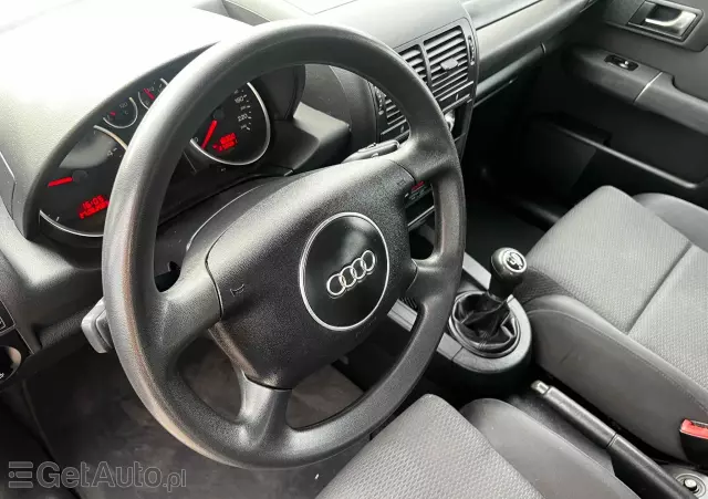 AUDI A2 