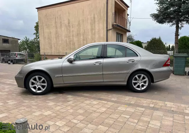 MERCEDES-BENZ Klasa C Elegance