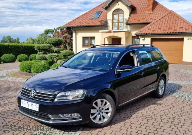 VOLKSWAGEN Passat  Variant 1.6 TDI BlueMotion Technology Business Edition