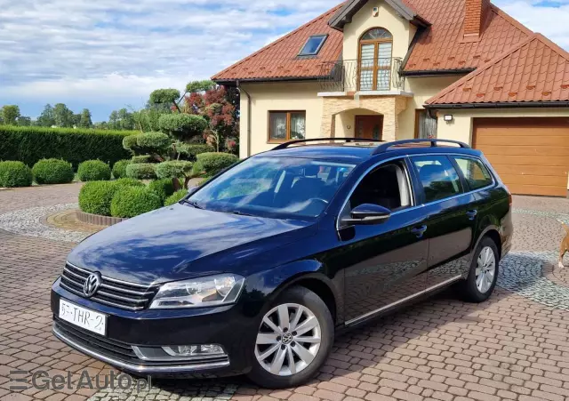 VOLKSWAGEN Passat  Variant 1.6 TDI BlueMotion Technology Business Edition