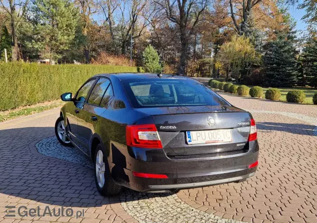 SKODA Octavia Ambition