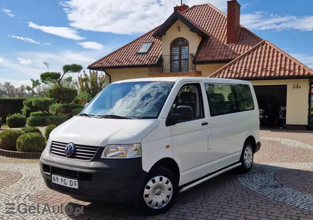 VOLKSWAGEN Transporter Shuttle Mixt