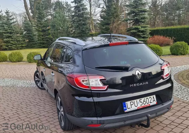 RENAULT Megane Bose Edition 140 CVT