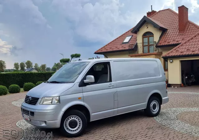 VOLKSWAGEN Transporter 