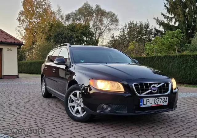 VOLVO V70 Kinetic