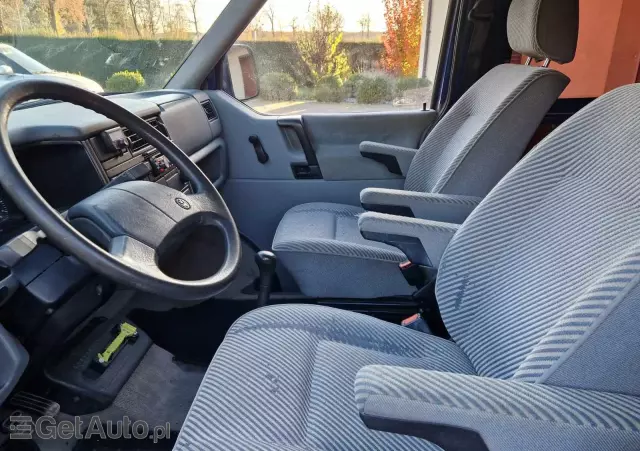 VOLKSWAGEN Transporter T4 TDI