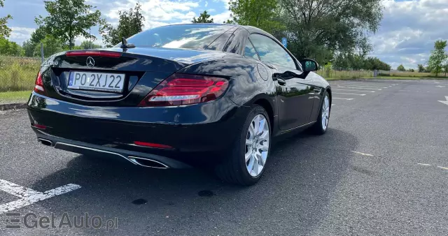 MERCEDES-BENZ SLC 9G-Tronic