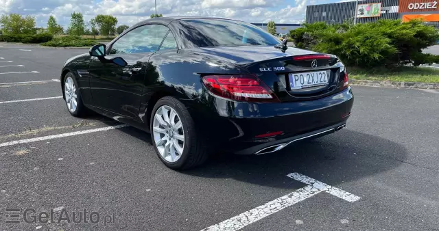 MERCEDES-BENZ SLC 9G-Tronic