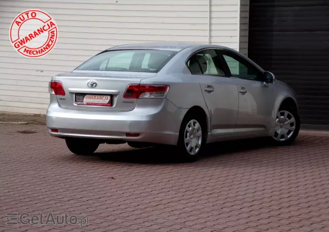 TOYOTA Avensis 