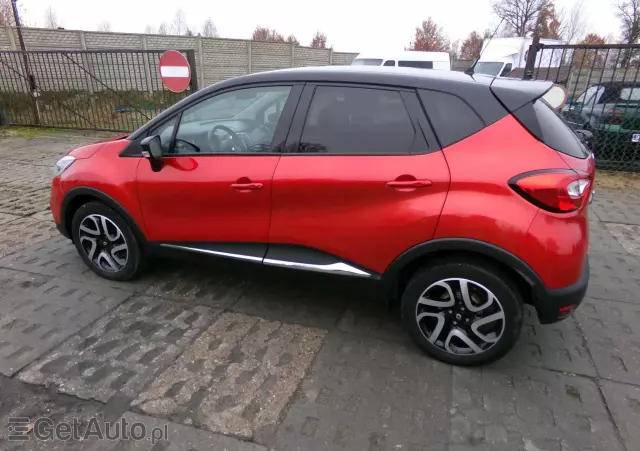 RENAULT Captur 