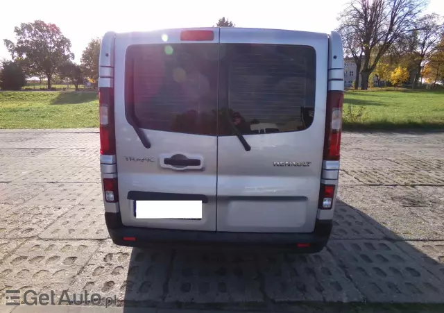 RENAULT Trafic 