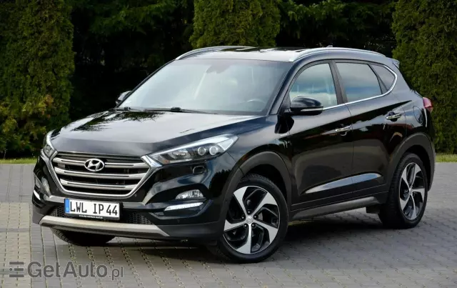 HYUNDAI Tucson 