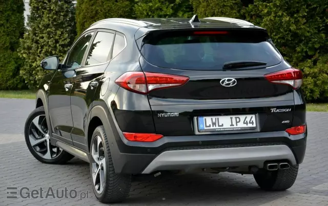 HYUNDAI Tucson 