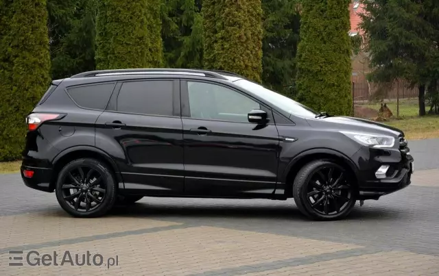 FORD Kuga ST-Line