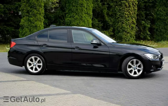 BMW Seria 3 325d Advantage sport