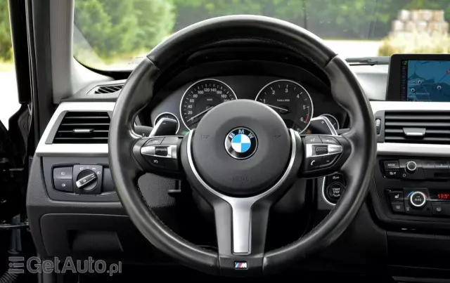 BMW Seria 3 325d Advantage sport