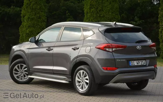 HYUNDAI Tucson 