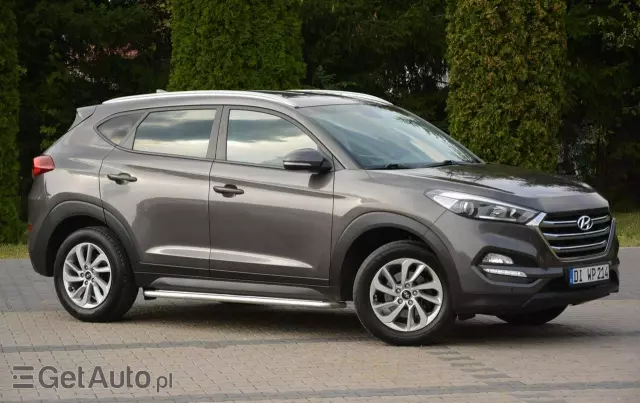 HYUNDAI Tucson 