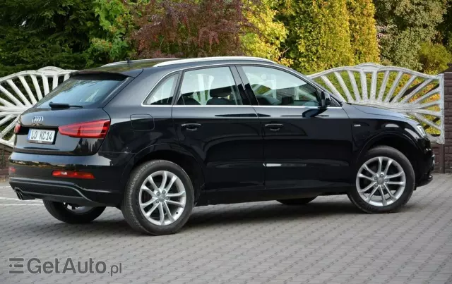 AUDI Q3 S tronic