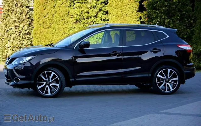 NISSAN Qashqai Tekna