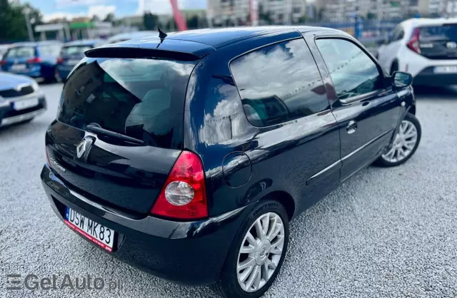 RENAULT Clio 